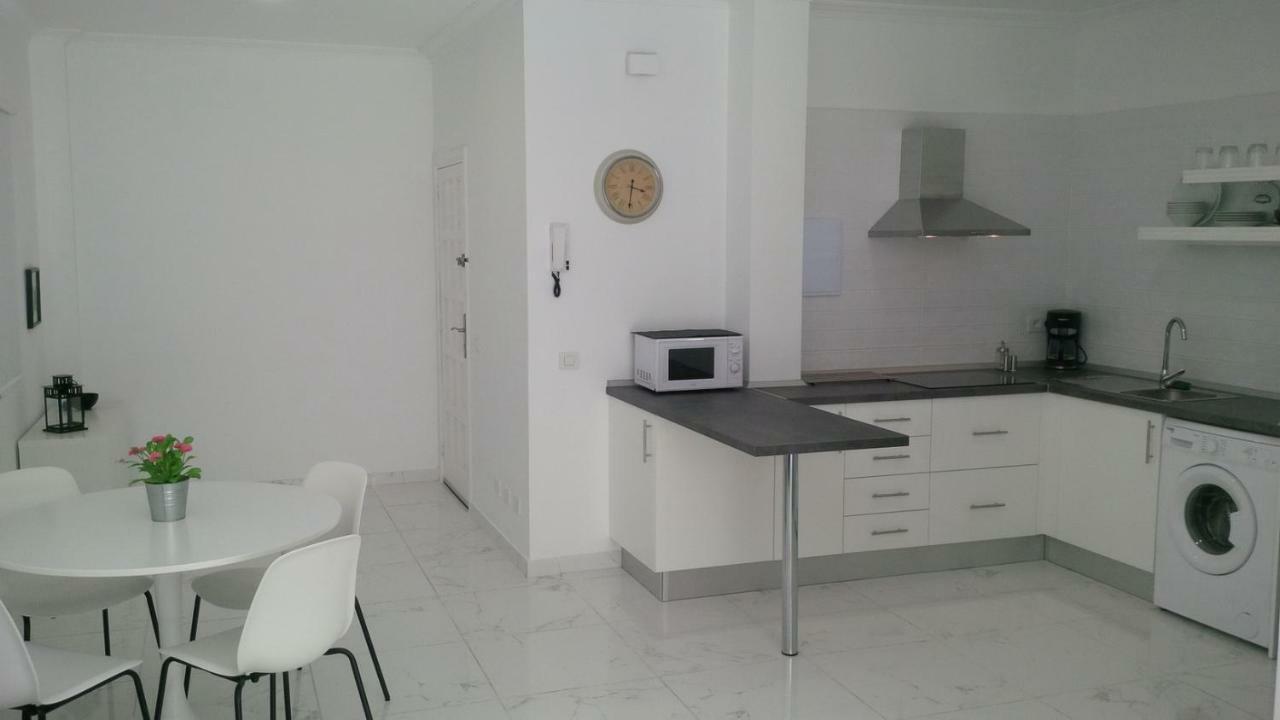Los Cristianos Beach Apartments المظهر الخارجي الصورة